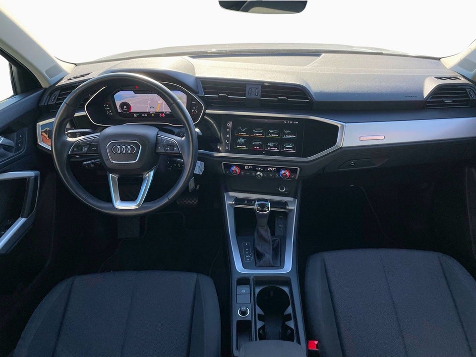 Audi Q3 35 TFSi Advanced Prestige S-tr. 5d