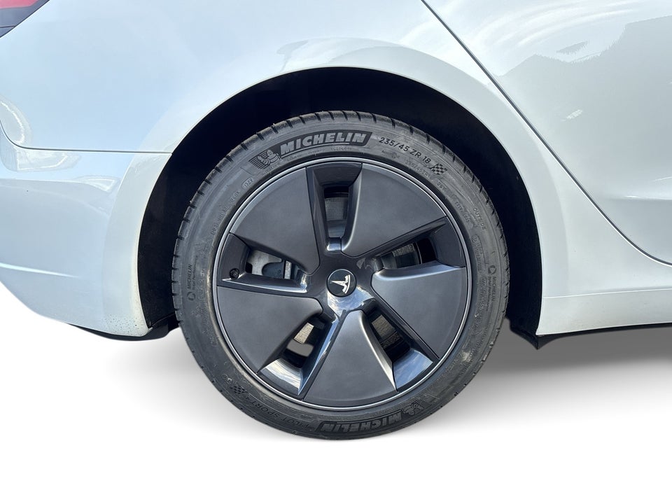 Tesla Model 3 RWD 4d