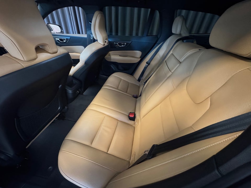 Volvo V60 2,0 D4 190 Inscription aut. 5d