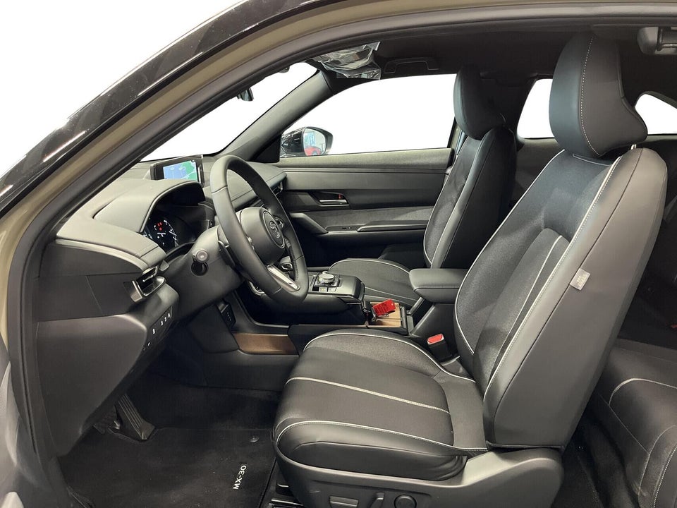 Mazda MX-30 0,8 e-SkyActiv R-EV Makoto 5d