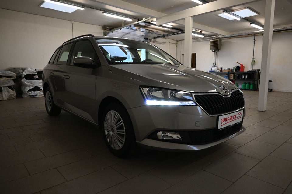 Skoda Fabia 1,0 TSi 110 Ambition Combi DSG 5d