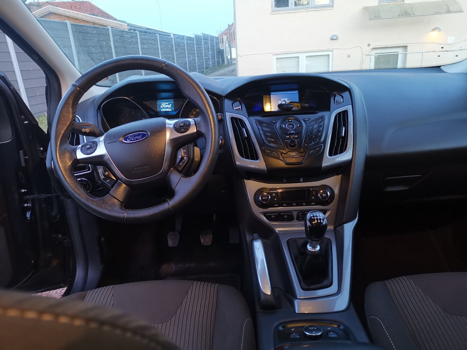 Ford Focus 1,0 SCTi 125 Titanium stc. ECO 5d