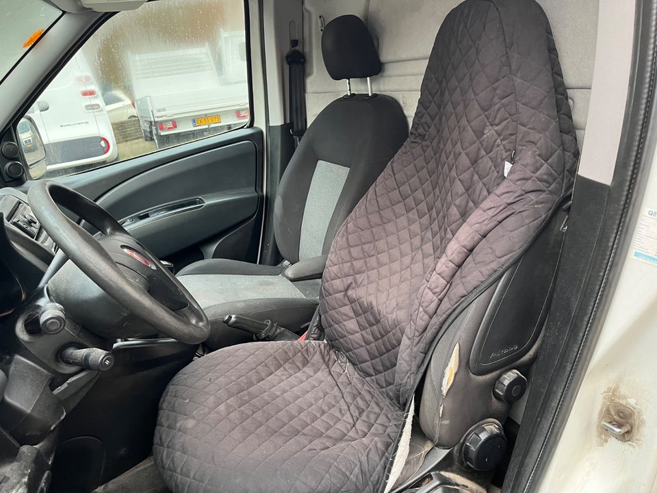 Fiat Doblò Cargo 1,3 MJT Basic L1 4d