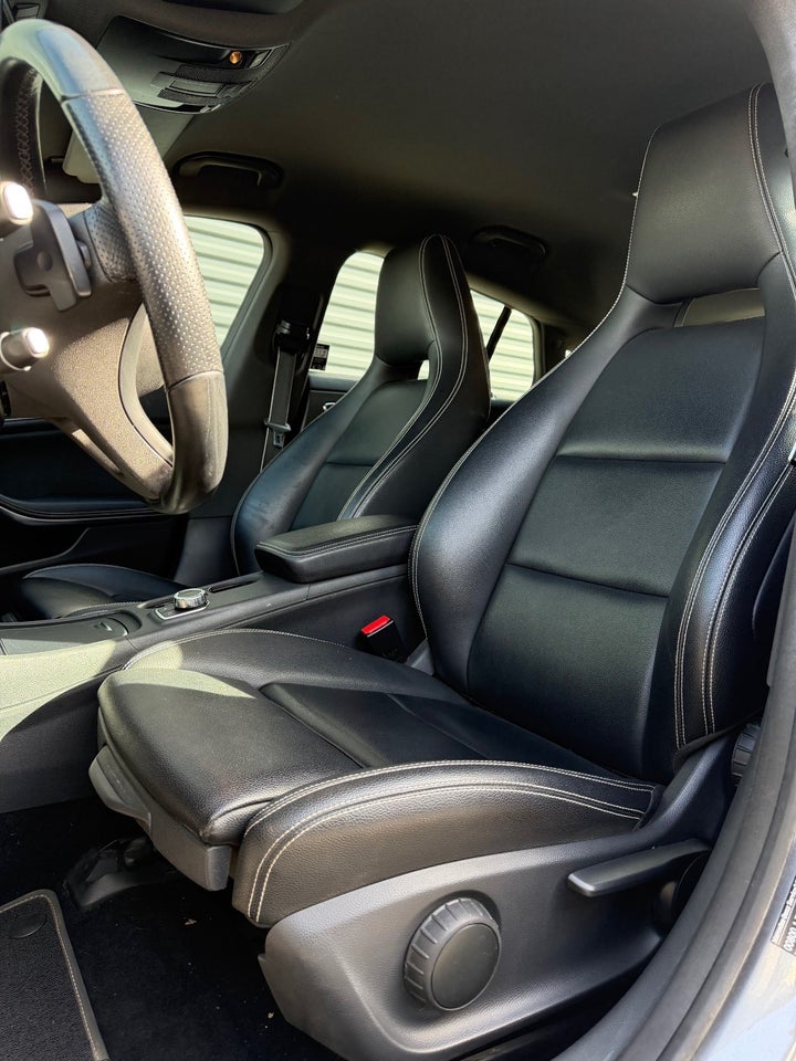 Mercedes CLA200 1,6 AMG Line Shooting Brake aut. 5d