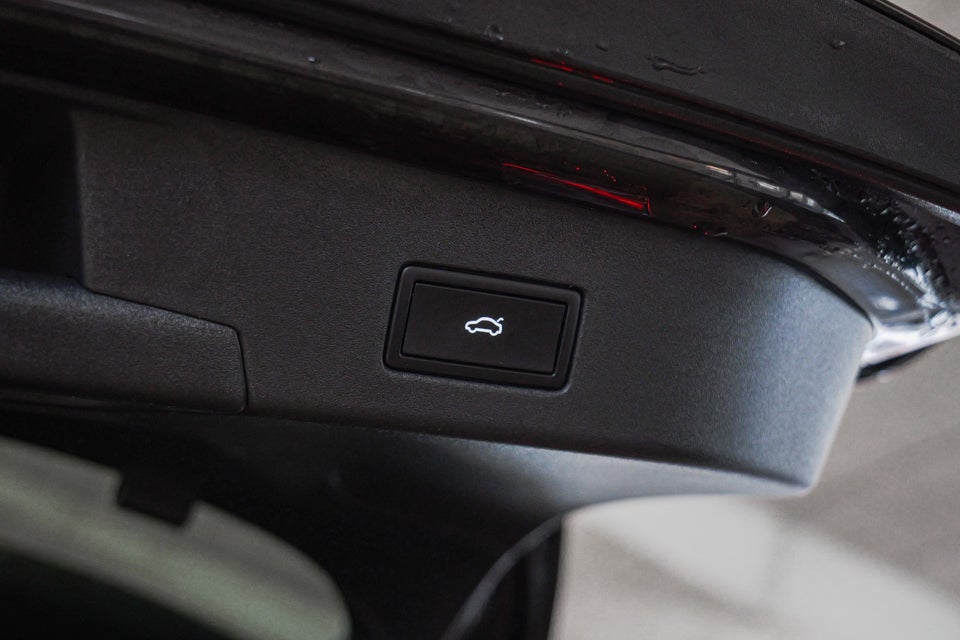 VW ID.4 77 Pro Performance Tech 5d