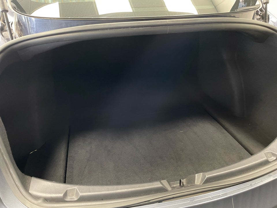 Tesla Model 3 Long Range AWD 4d