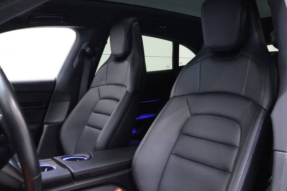 Porsche Taycan Sport Turismo 5d