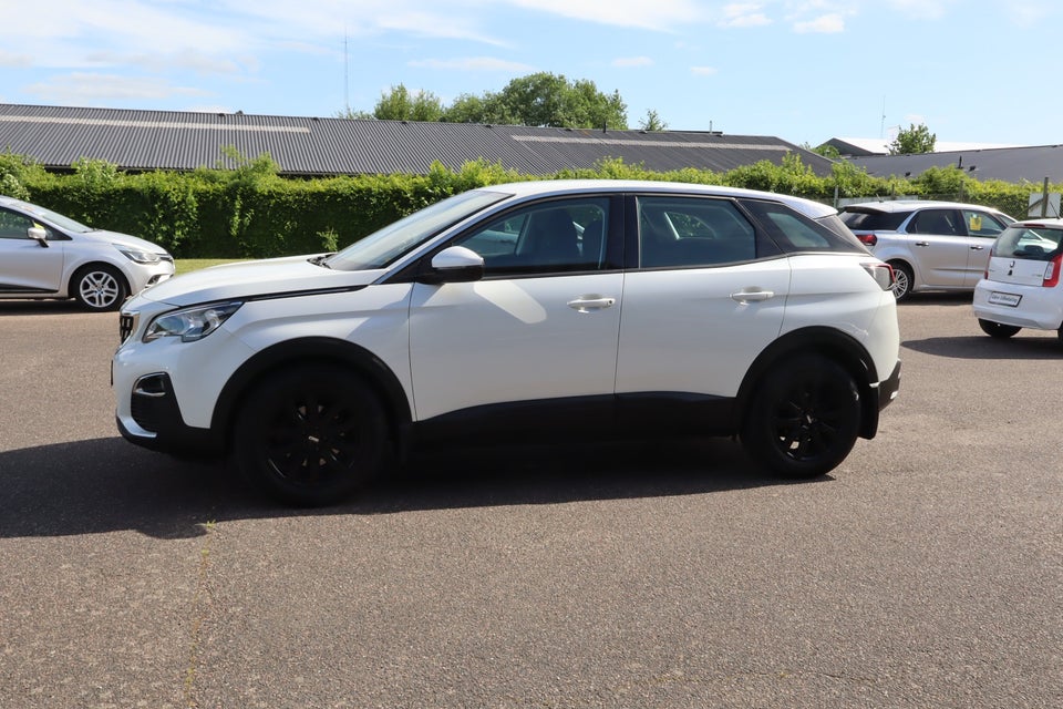 Peugeot 3008 1,2 e-THP 130 Allure 5d