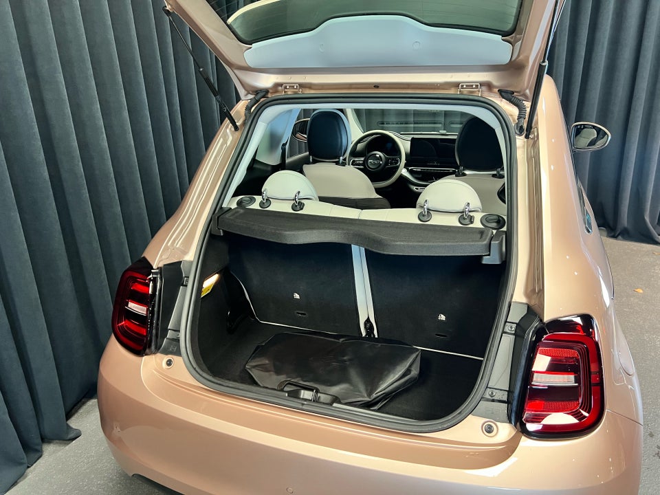 Fiat 500e 42 la Prima 3d