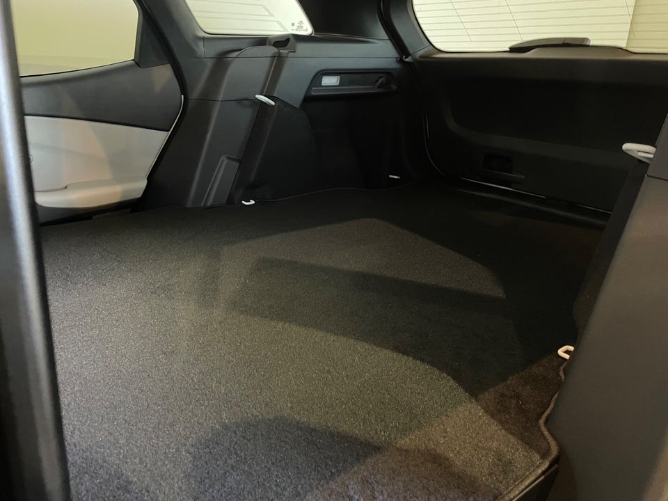 Ford Explorer 82 Select Extended Range Van 5d