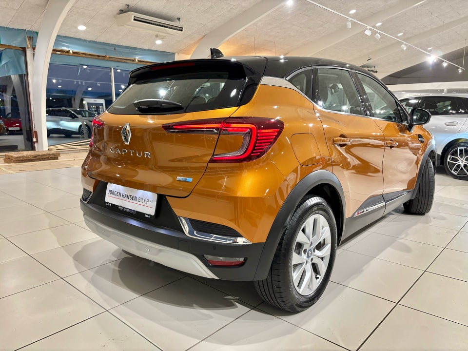 Renault Captur 1,6 E-Tech Intens 5d