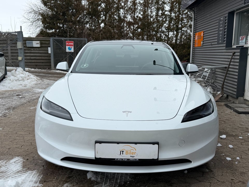 Tesla Model 3 RWD 4d