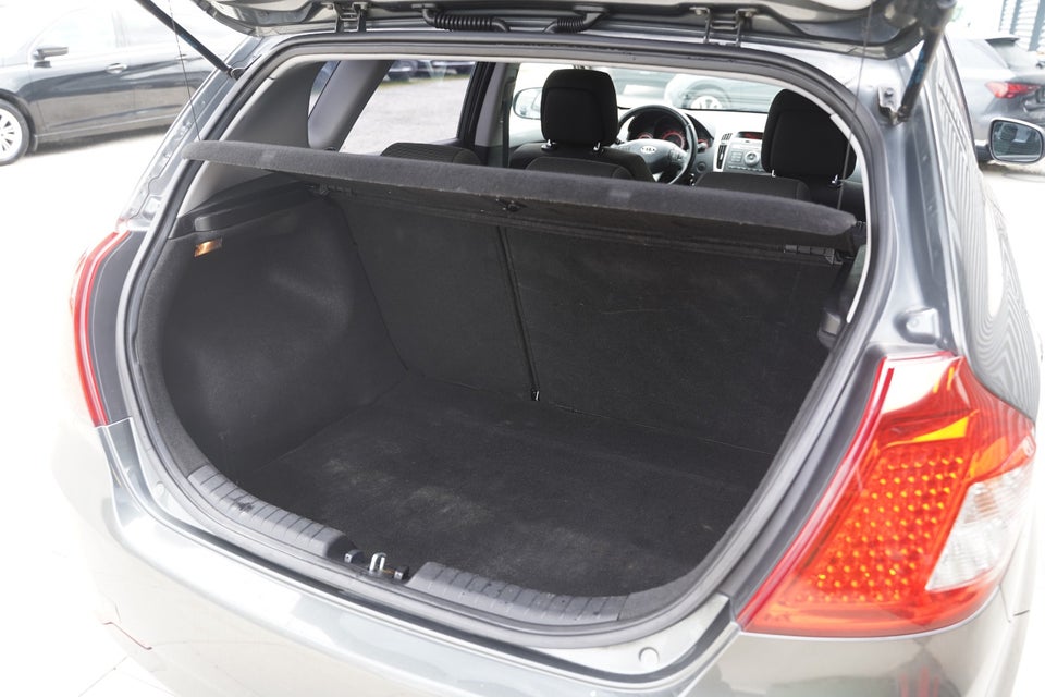 Kia Ceed 1,6 CVVT Active 5d
