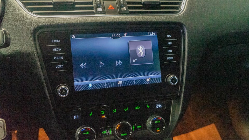 Skoda Octavia 1,6 TDi 115 Style Combi DSG 5d