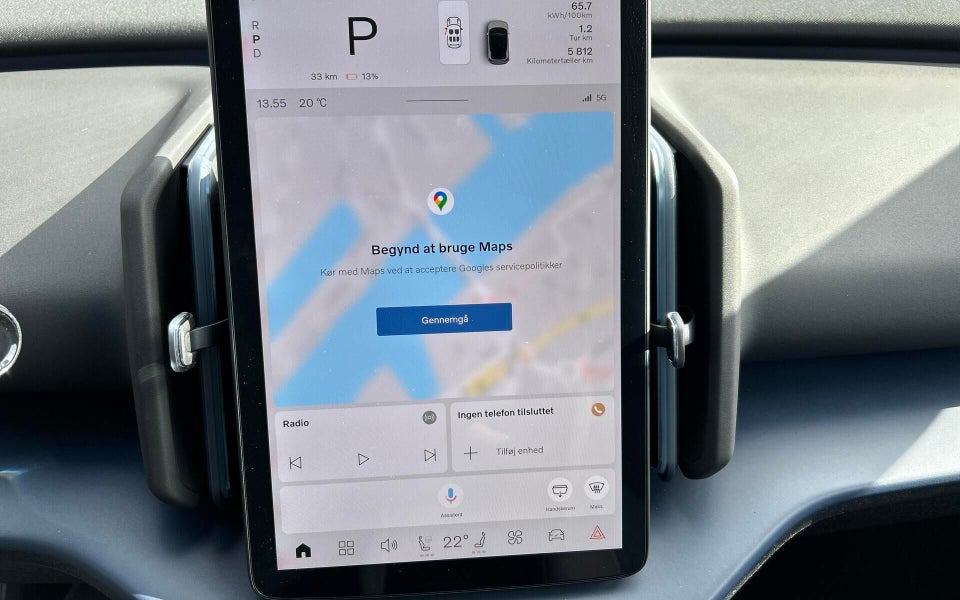 Volvo EX30 Standard Range Core 5d