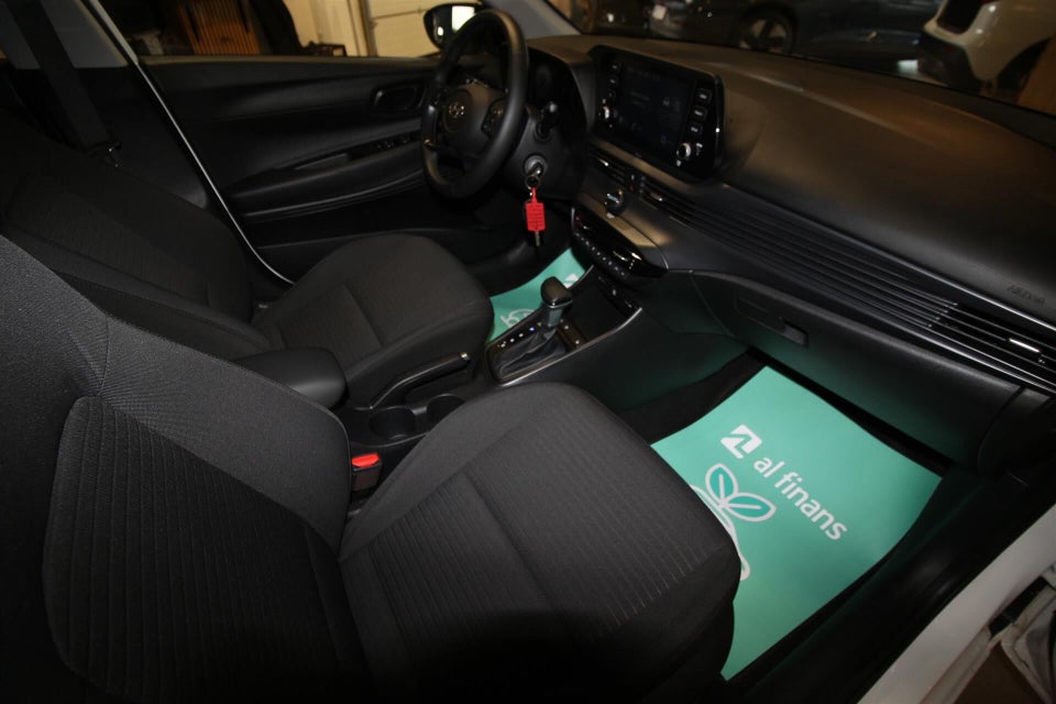 Hyundai i20 1,0 T-GDi Essential DCT 5d