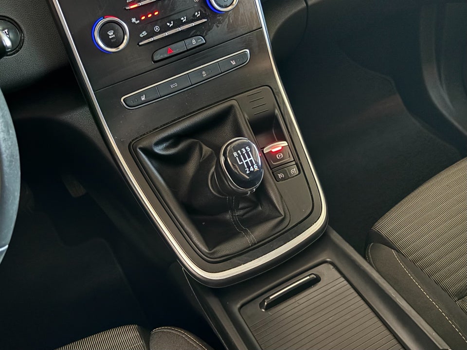 Renault Grand Scenic IV 1,7 dCi 120 Zen 7prs 5d