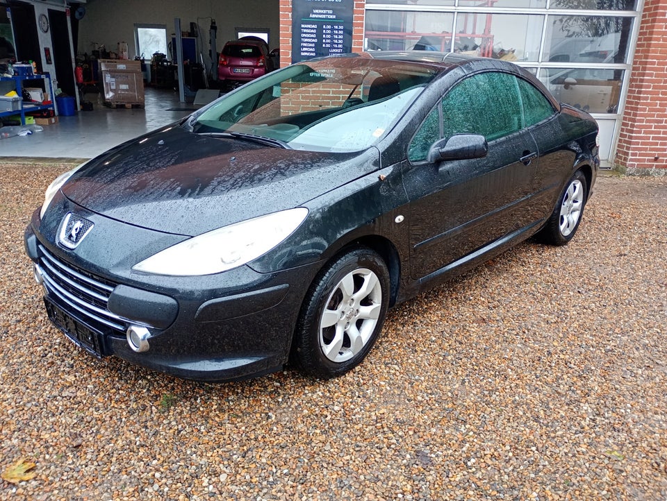 Peugeot 307 2,0 16V CC 2d