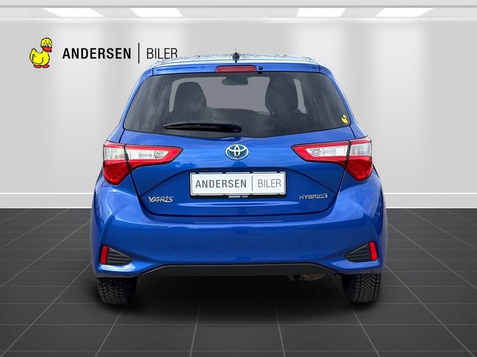 Toyota Yaris 1,5 Hybrid H3 e-CVT 5d