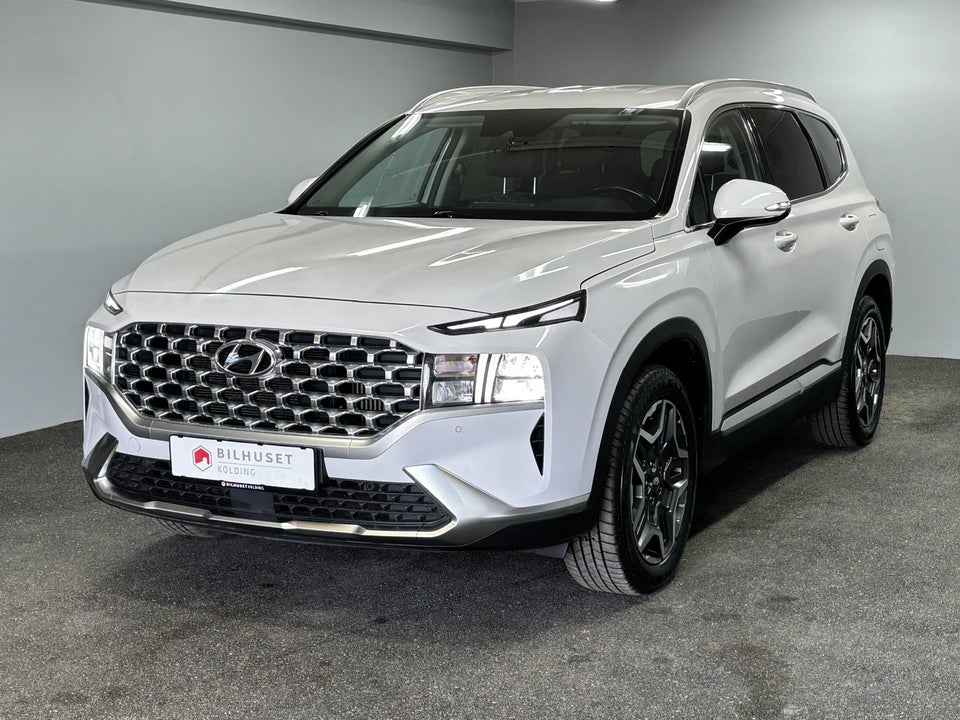 Hyundai Santa Fe 1,6 PHEV Essential aut. 4WD 7prs 5d