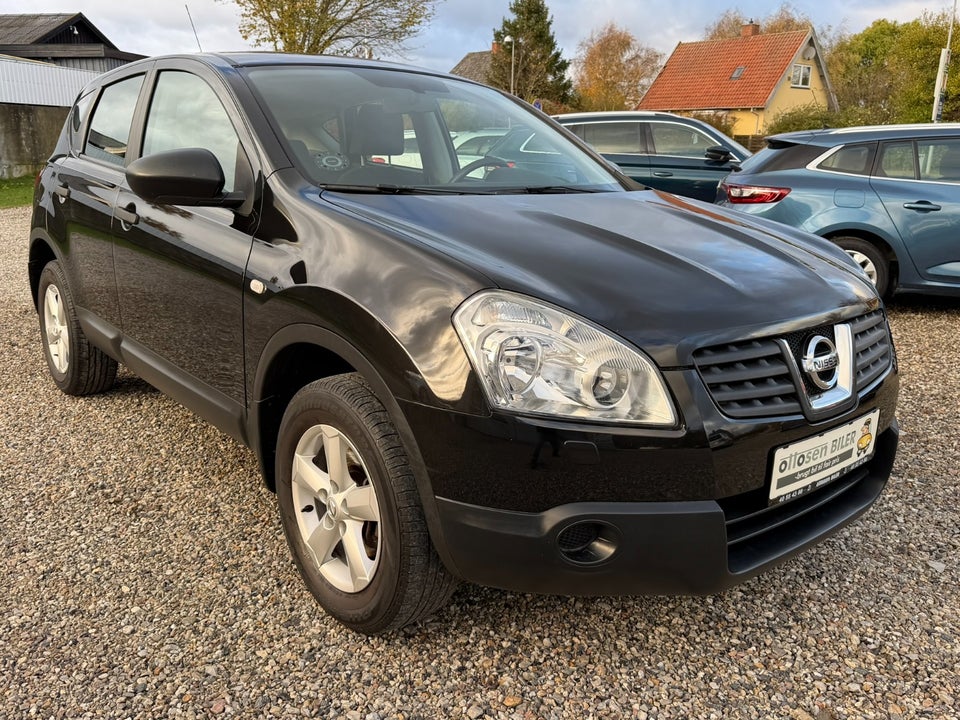 Nissan Qashqai 1,6 Acenta 5d