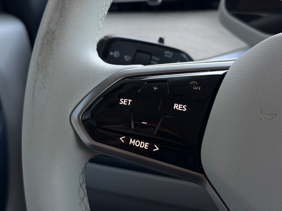 VW ID.Buzz 77 Pro SWB 5d