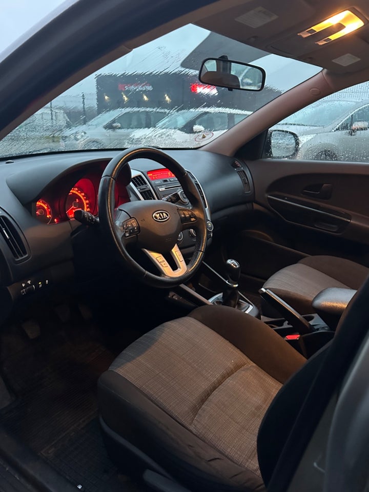 Kia Ceed 1,4 CVVT 105 Active SW ECO 5d