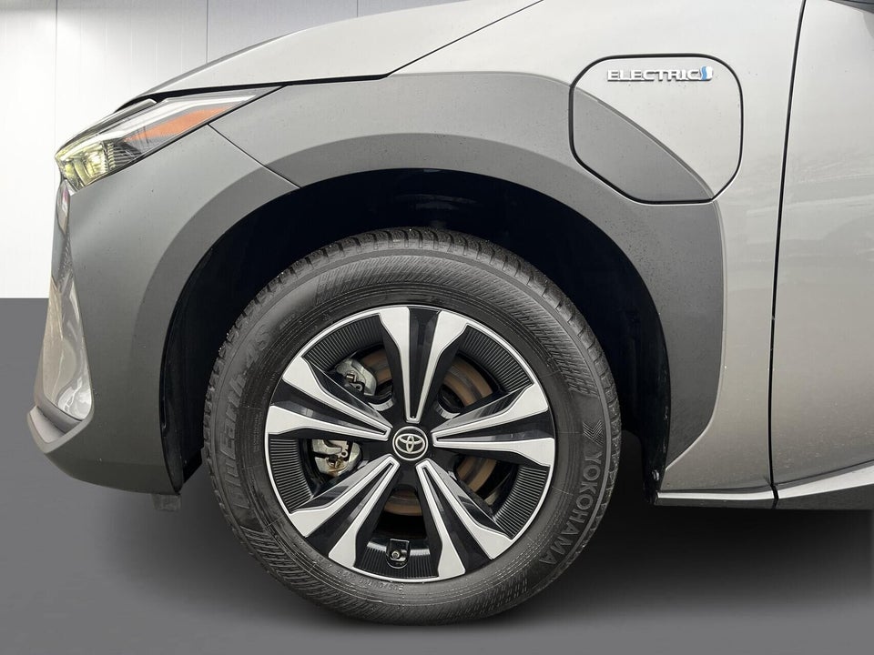 Toyota bZ4X Active 5d