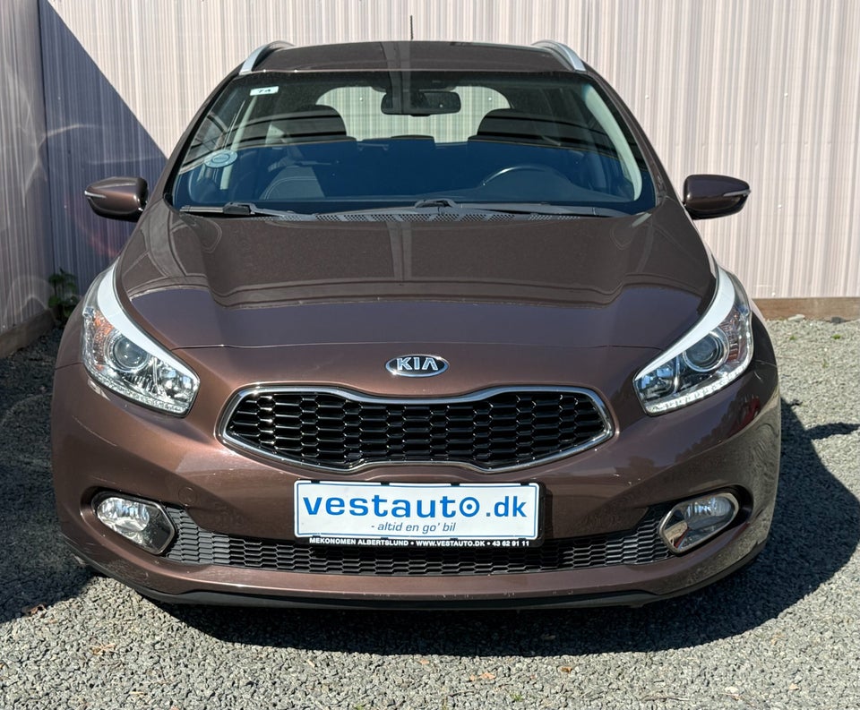Kia Ceed 1,6 GDi Premium SW DCT 5d