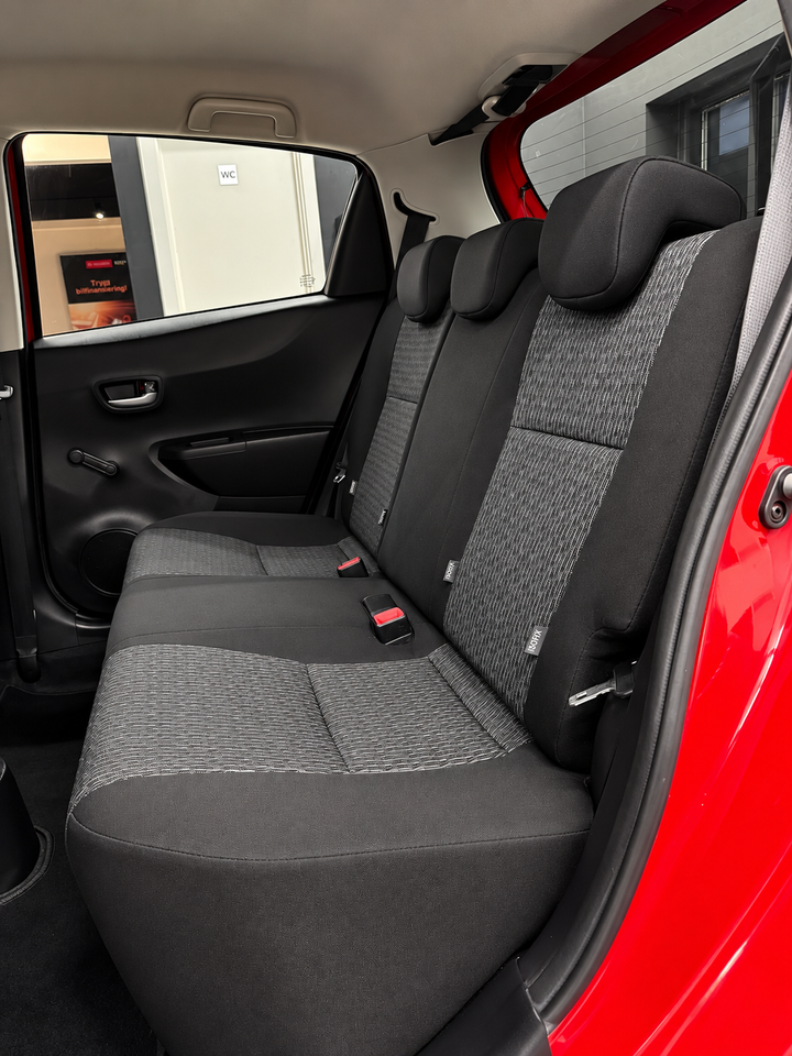Toyota Yaris 1,0 VVT-i T2 Style 5d
