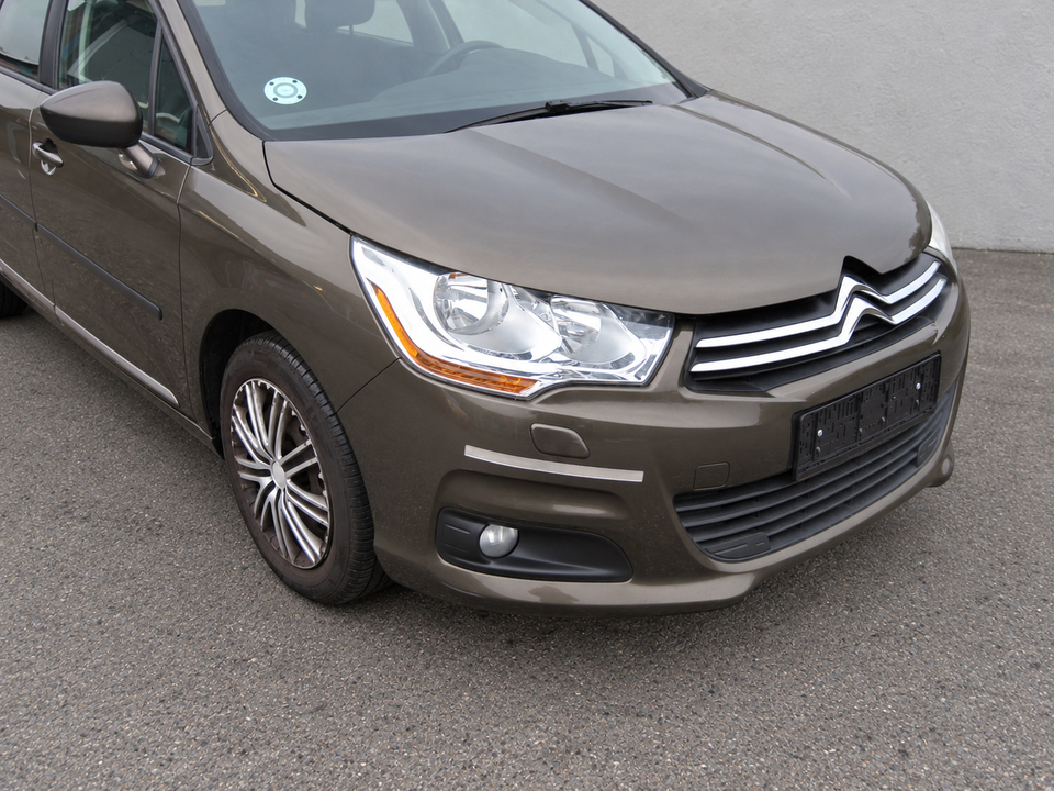 Citroën C4 1,4 VTi Attraction 5d