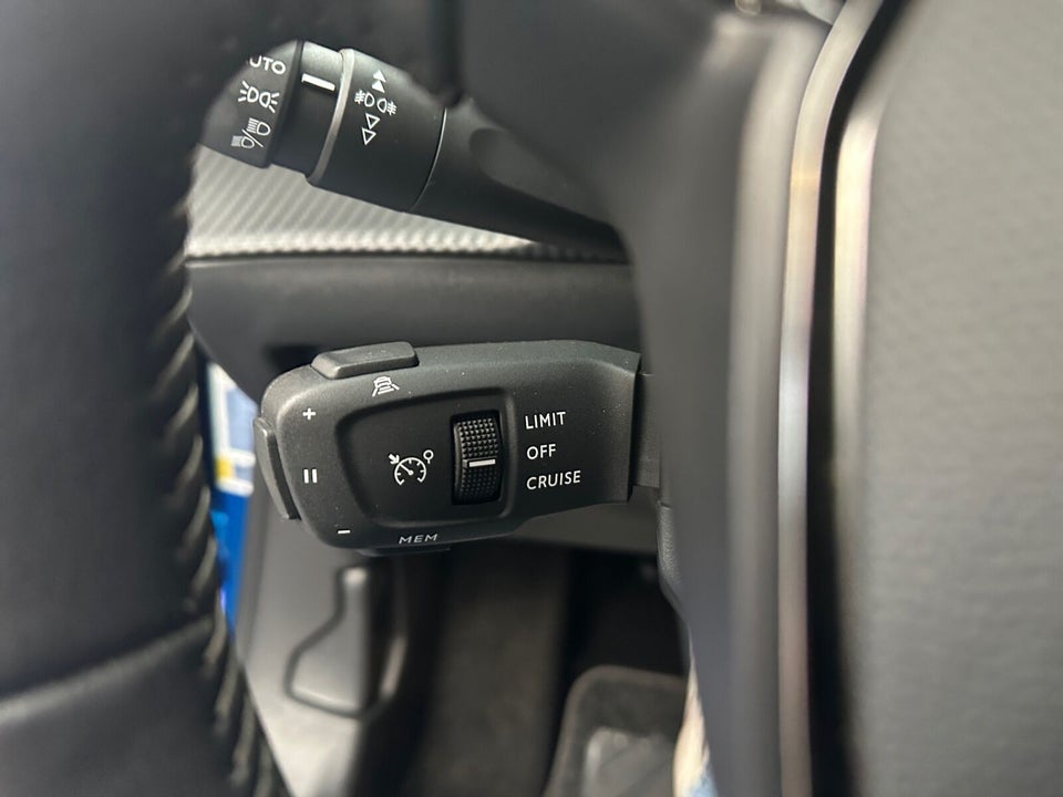 Peugeot e-2008 50 Allure Pack 5d