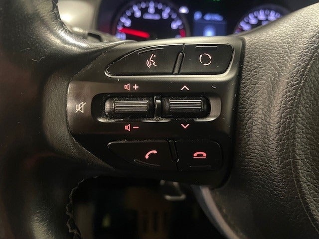 Kia Stonic 1,0 T-GDi Vision DCT 5d