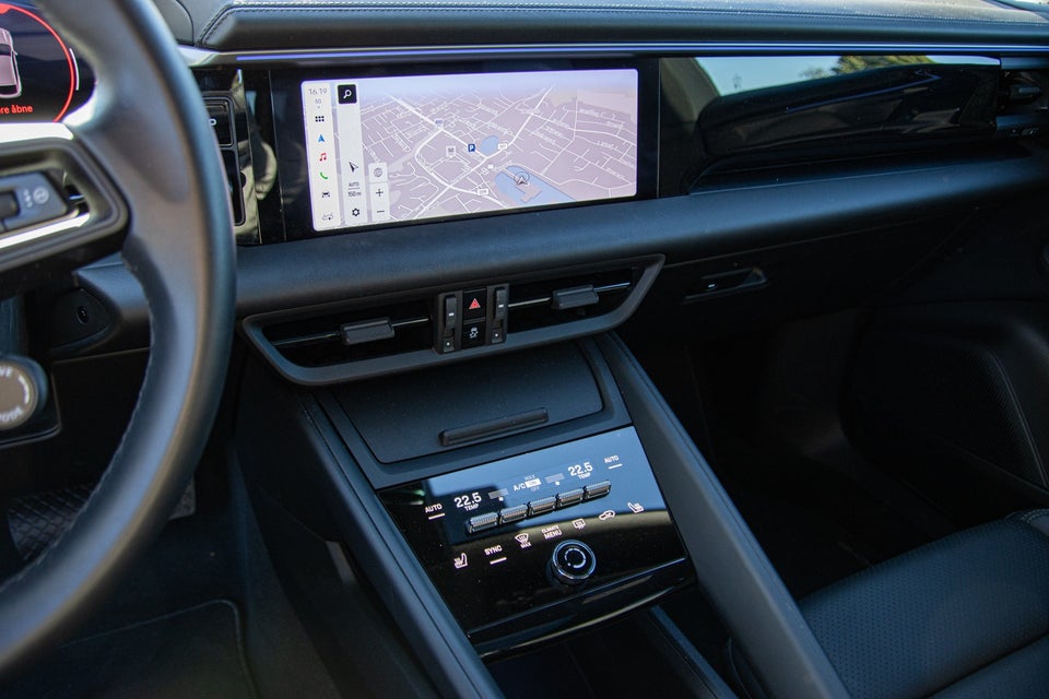 Porsche Macan 5d