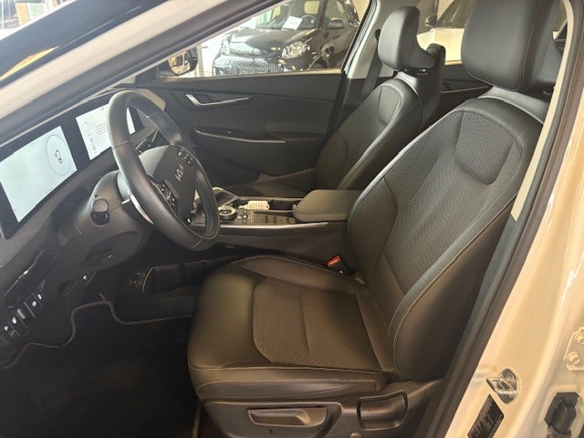 Kia EV6 77 Long Range Performance AWD 5d