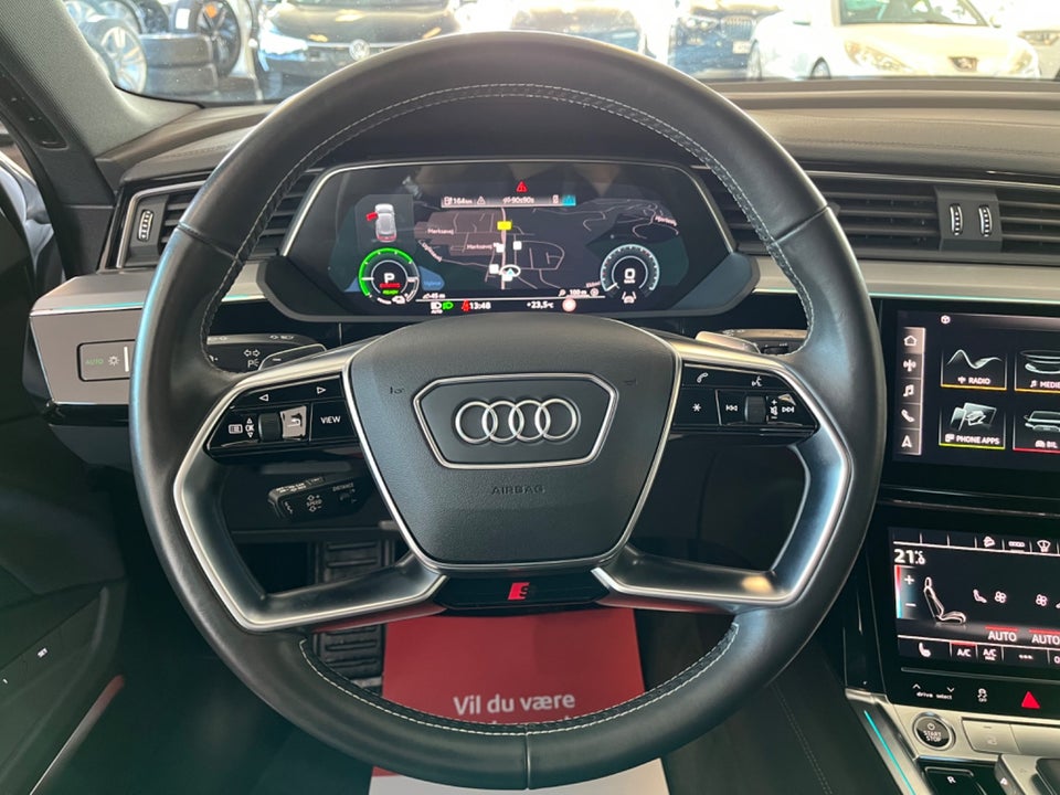 Audi e-tron 55 S-line Sportback quattro 5d