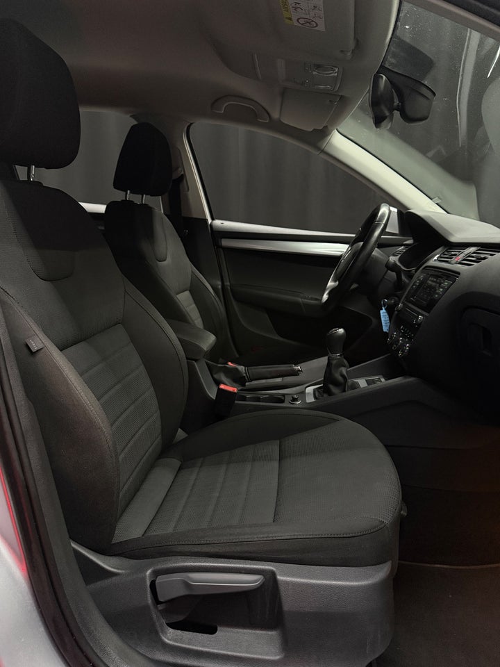 Skoda Octavia 1,2 TSi 105 Ambition 5d