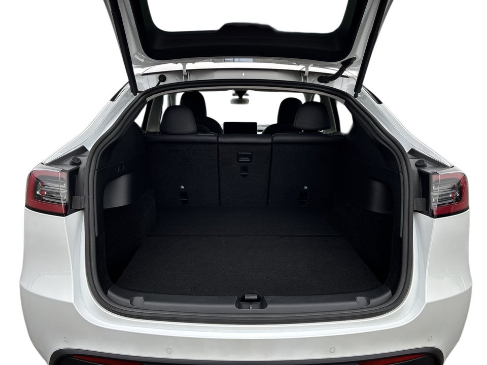 Tesla Model Y Long Range AWD 5d