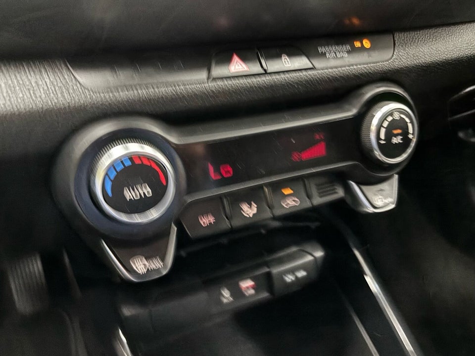 Kia Stonic 1,0 T-GDi Attraction 5d