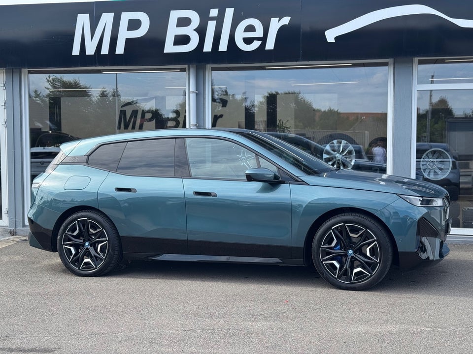 BMW iX xDrive40 Sport 5d
