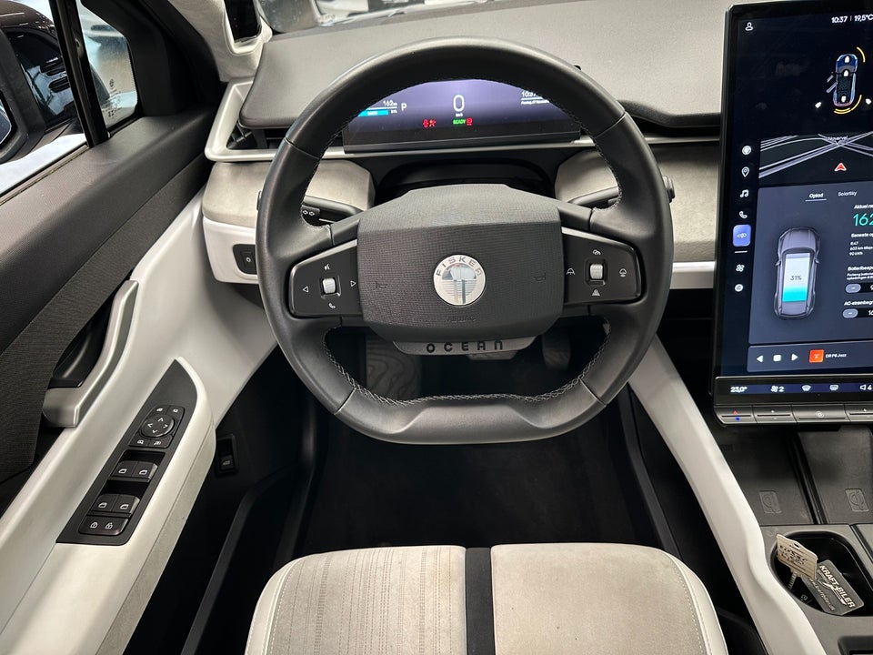 Fisker Ocean One 5d