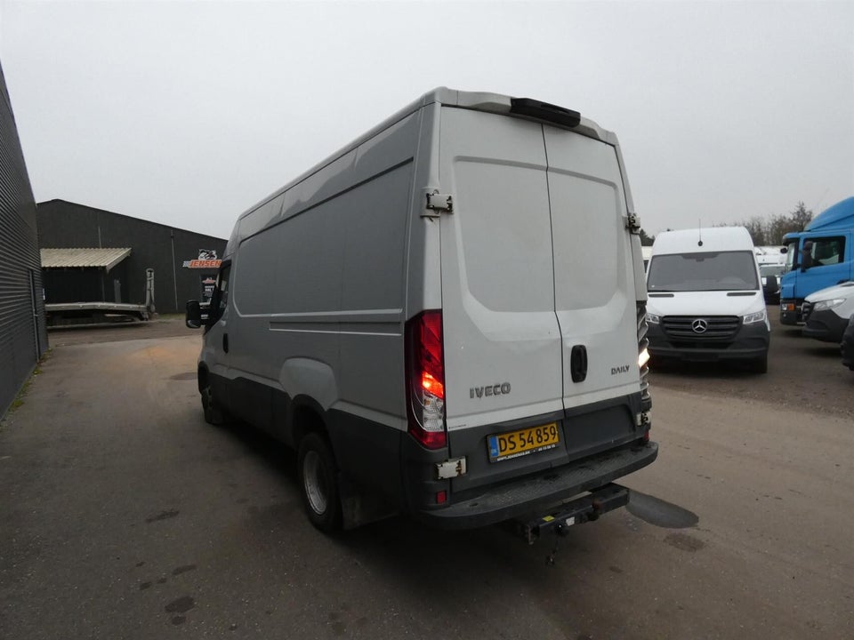 Iveco Daily 3,0 35C18 12m³ Van