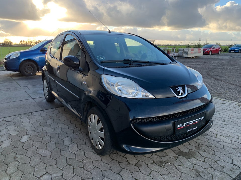 Peugeot 107 1,0 Trendy 5d