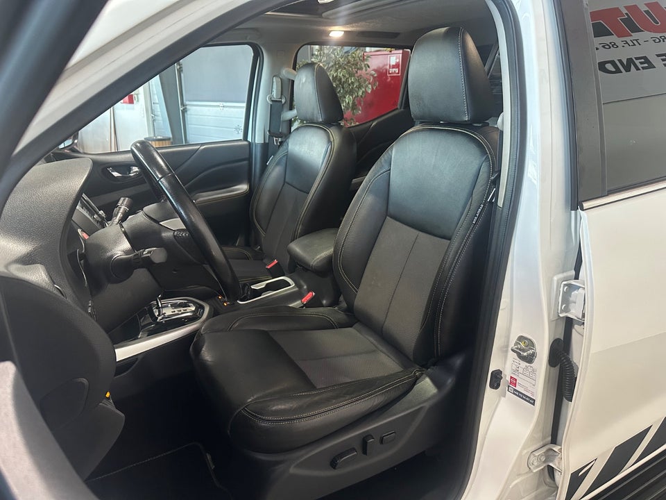 Nissan Navara 2,3 dCi 190 Db.Kab N-Guard aut. 4d