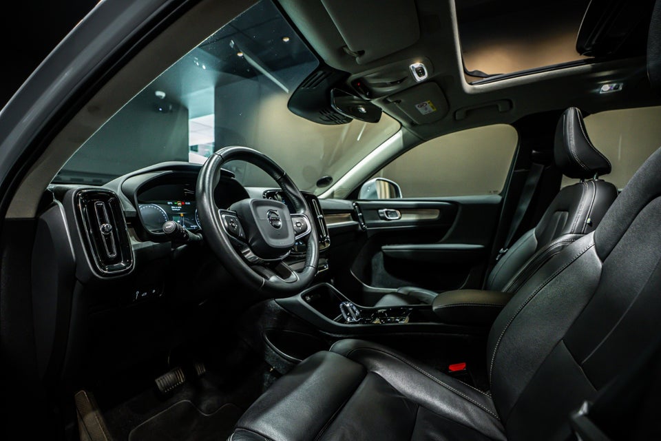 Volvo XC40 1,5 T5 ReCharge Inscription aut. 5d