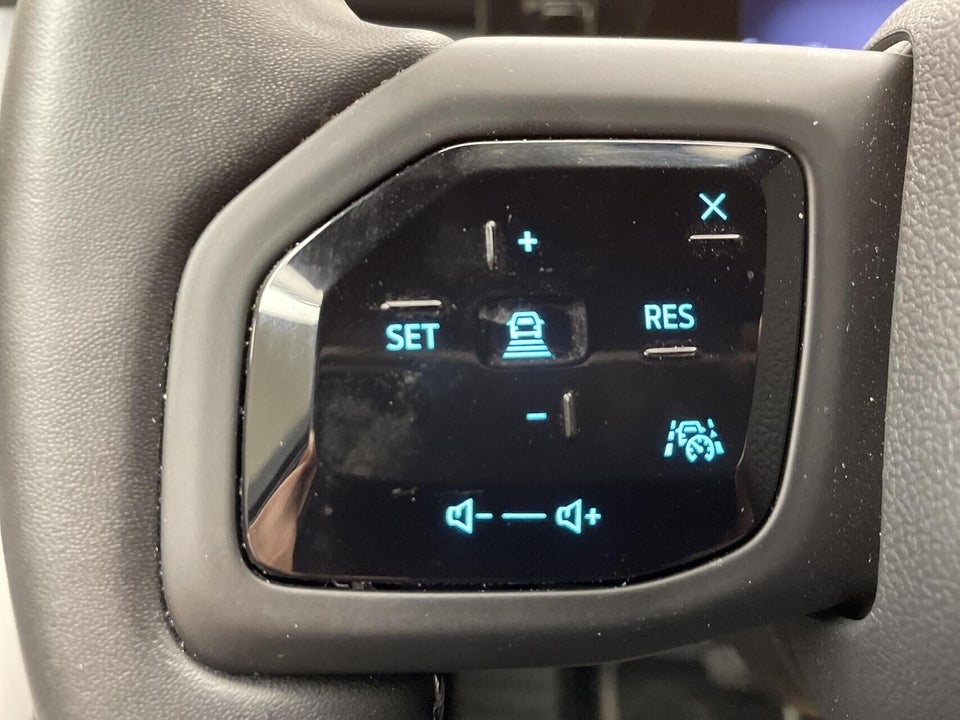 Ford Capri 77 Premium Extended Range 5d