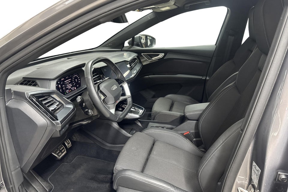 Audi Q4 e-tron 45 Progress 5d