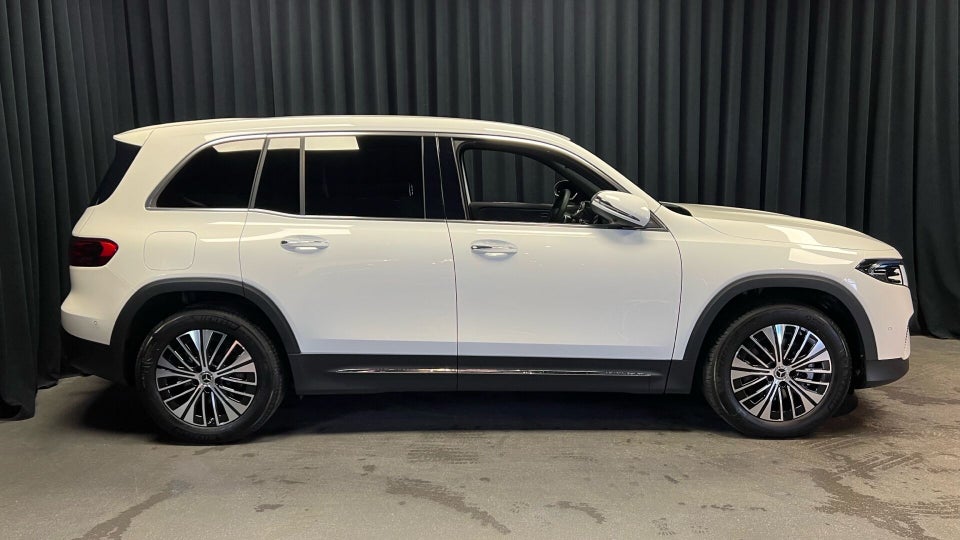 Mercedes EQB250+ Progressive 5d