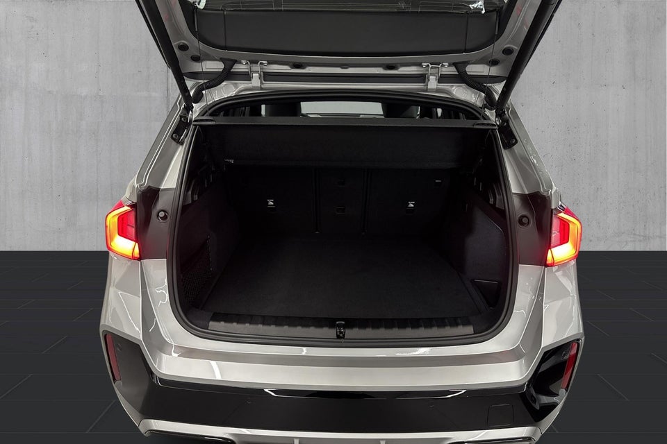 BMW iX1 eDrive20 M-Sport 5d