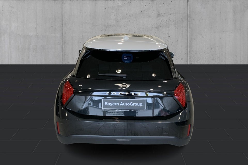 MINI Cooper SE Classic Trim 3d